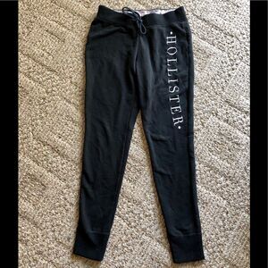 Nice jogging pants by Hollister size small